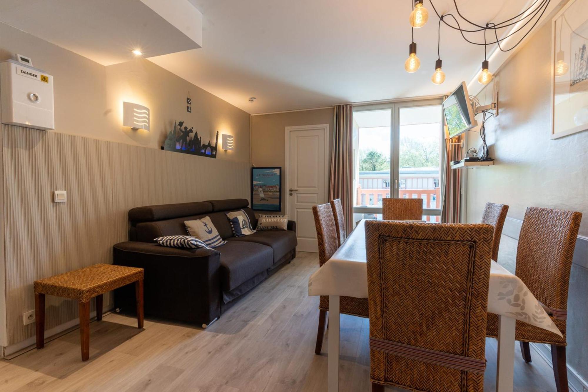 Beautiful Flat With Swimming Pool Tennis Court And Private Car Parking 264 * Le Touquet-Paris-Plage